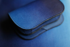 藍染革[shiboai] 二つ折り財布 天藍